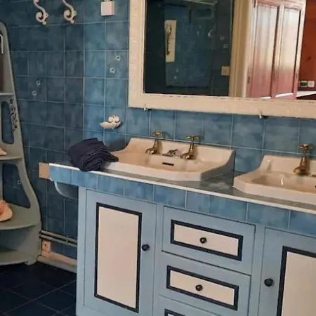 D'artiste Avec 2 Et 2 Salles De Bain Privees آركاشو