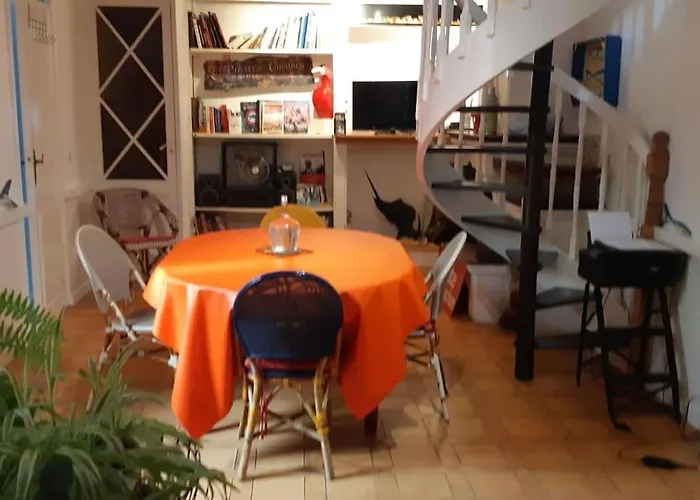 Séjour chez l'habitant D'artiste Comprenant 2 Avec Salles De Bain Privatives *