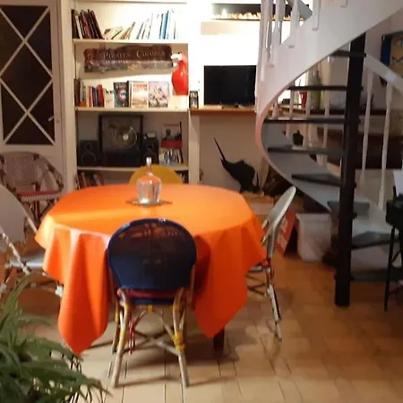 Homestay szállás D'artiste Avec 2 Et 2 Salles De Bain Privees *