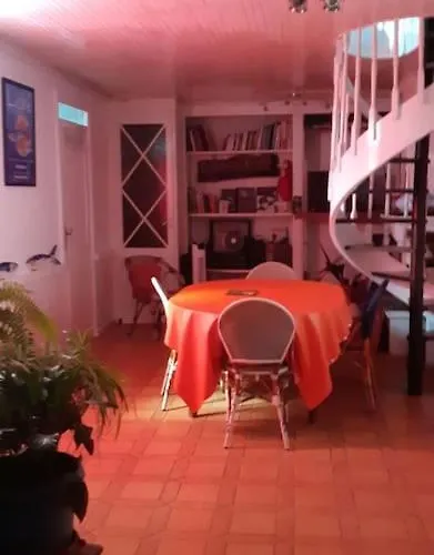 D'artiste Avec 2 Et 2 Salles De Bain Privees * アルカション