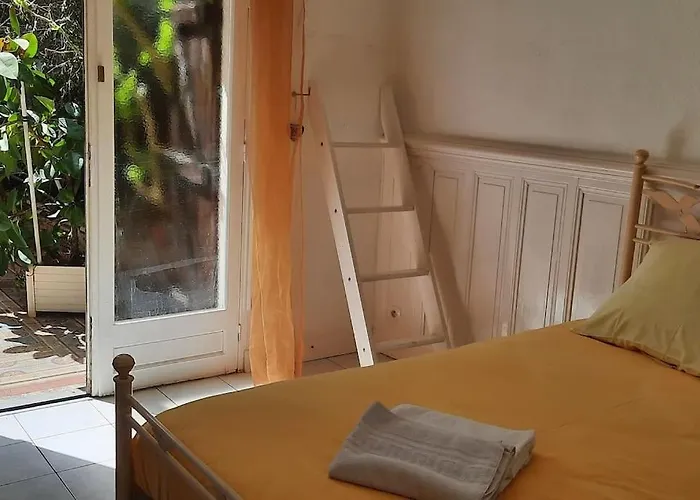 ホームステイ D'artiste Avec 2 Et 2 Salles De Bain Privees *