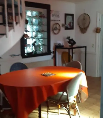 ホームステイ D'artiste Avec 2 Et 2 Salles De Bain Privees *